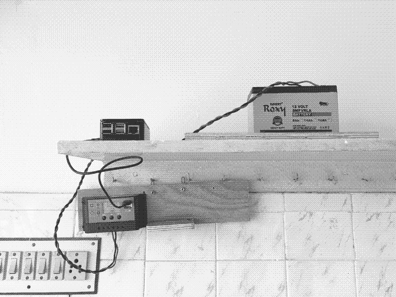 Connecting the battery to the Solar Charge Controller